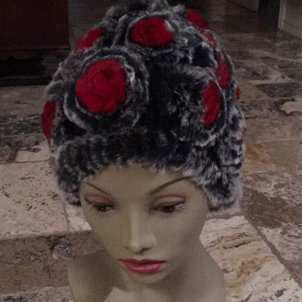Ladies hat or beanies